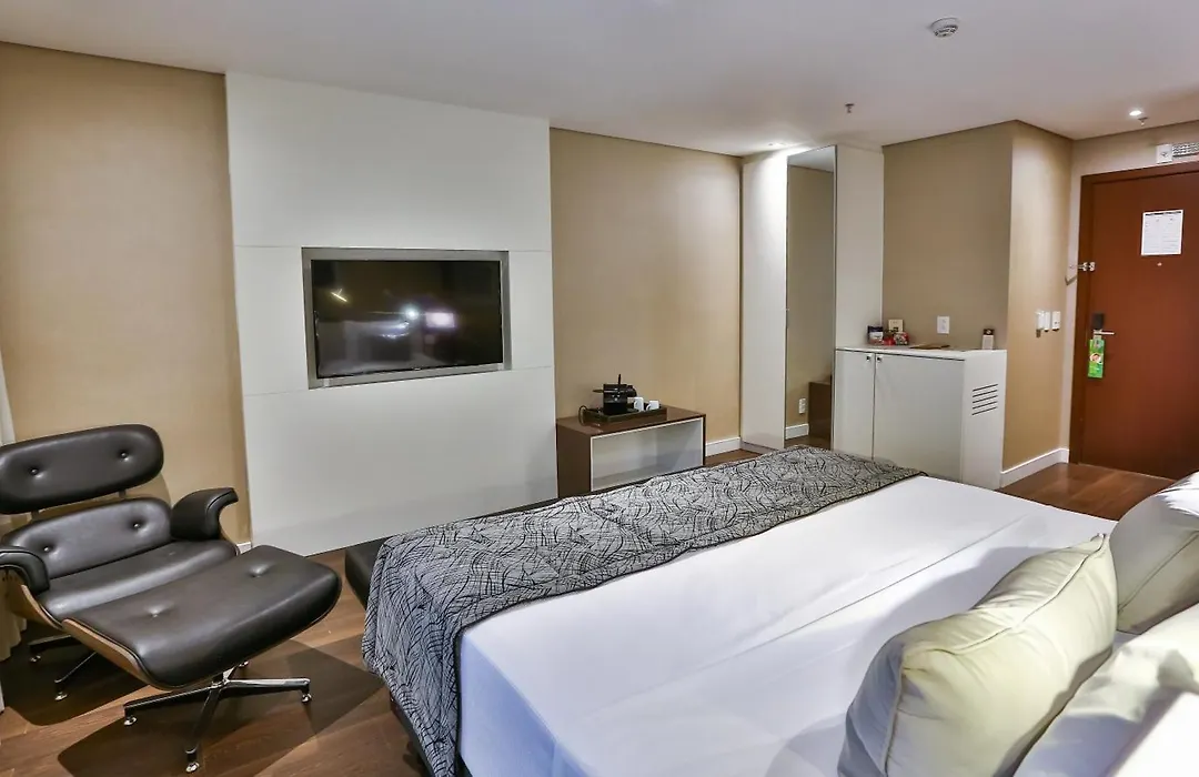 Quality Hotel Flamboyant-1